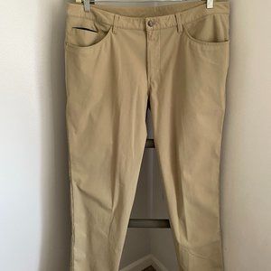 Lululemon Khaki ABC pants size 38